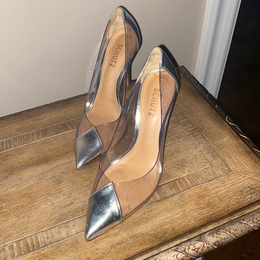 Schutz high-heeled pump. 4”